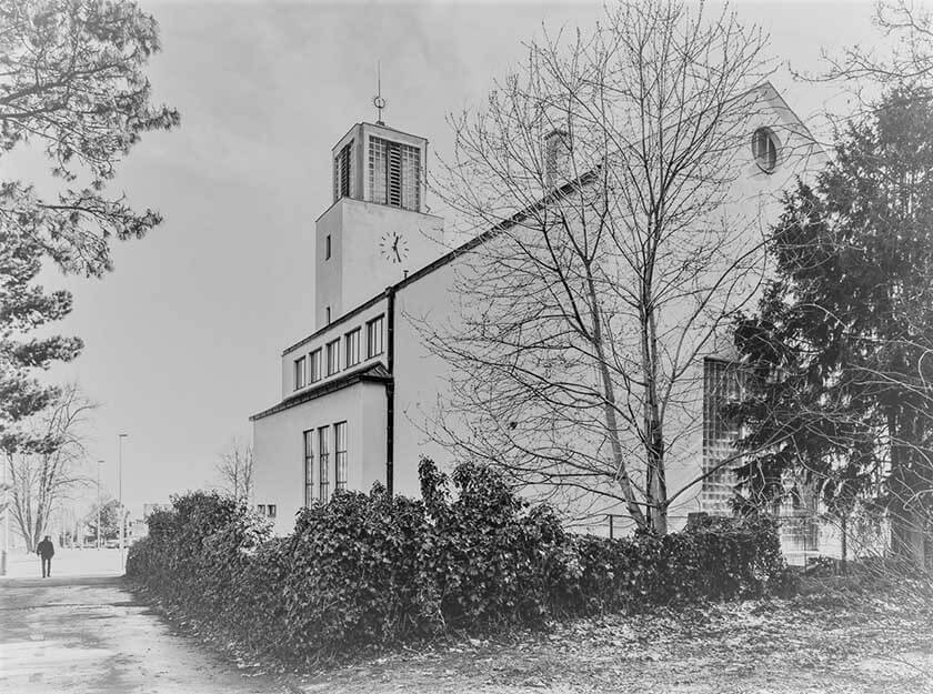 Sekce_Nase-historie_Kostel_02_840_Q4
